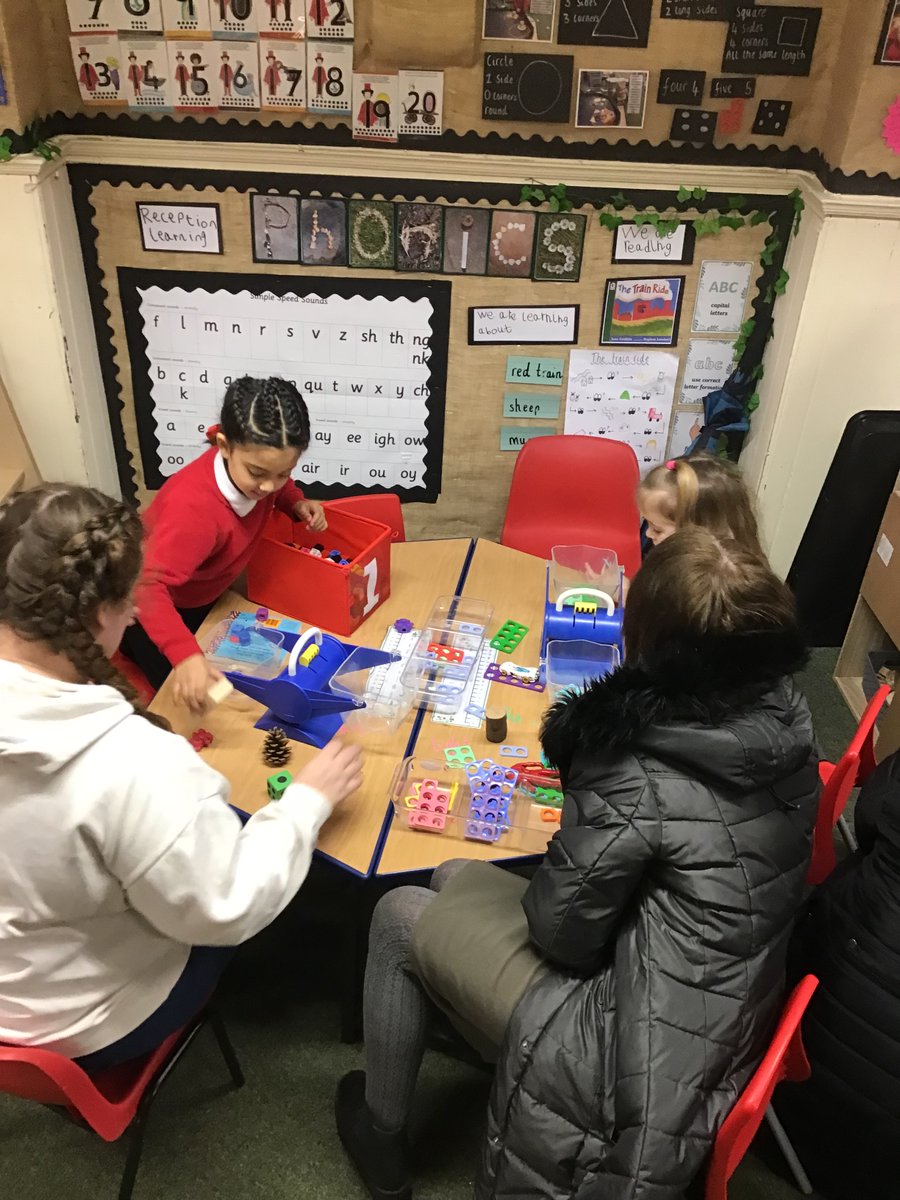 LoddingtonCEPri's tweet photo. Thank you for your support at our Maths engagement sessions.  Let us know what you'd like to see next at Parents' Evening please. https://t.co/DyFMoc4vuS