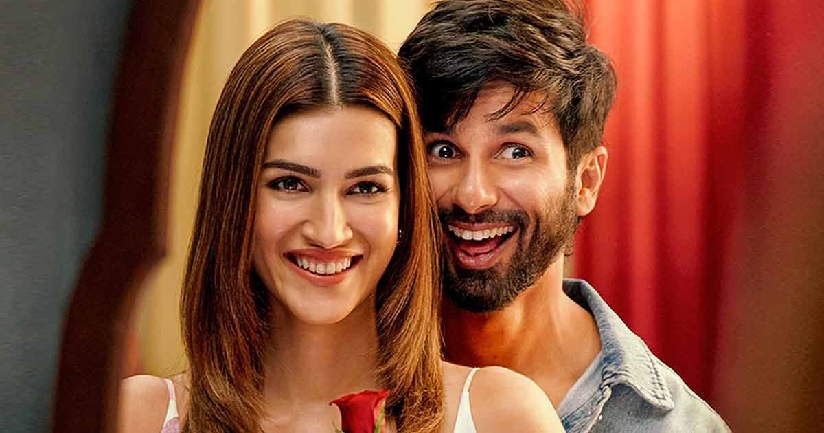 #TeriBaatonMeinAisaUljhaJiya is VERY GOOD during its opening weekend at the box office. #IndiaBiz #Boxoffice

⭐️Friday - ₹ 7.02 crore 
⭐️Saturday - ₹ 10.50 crore 
⭐️Sunday - ₹ 11.59 crore 

Total - ₹ 29.11 crore nett 👌

#ShahidKapoor #KritiSanon #TBMAUJ