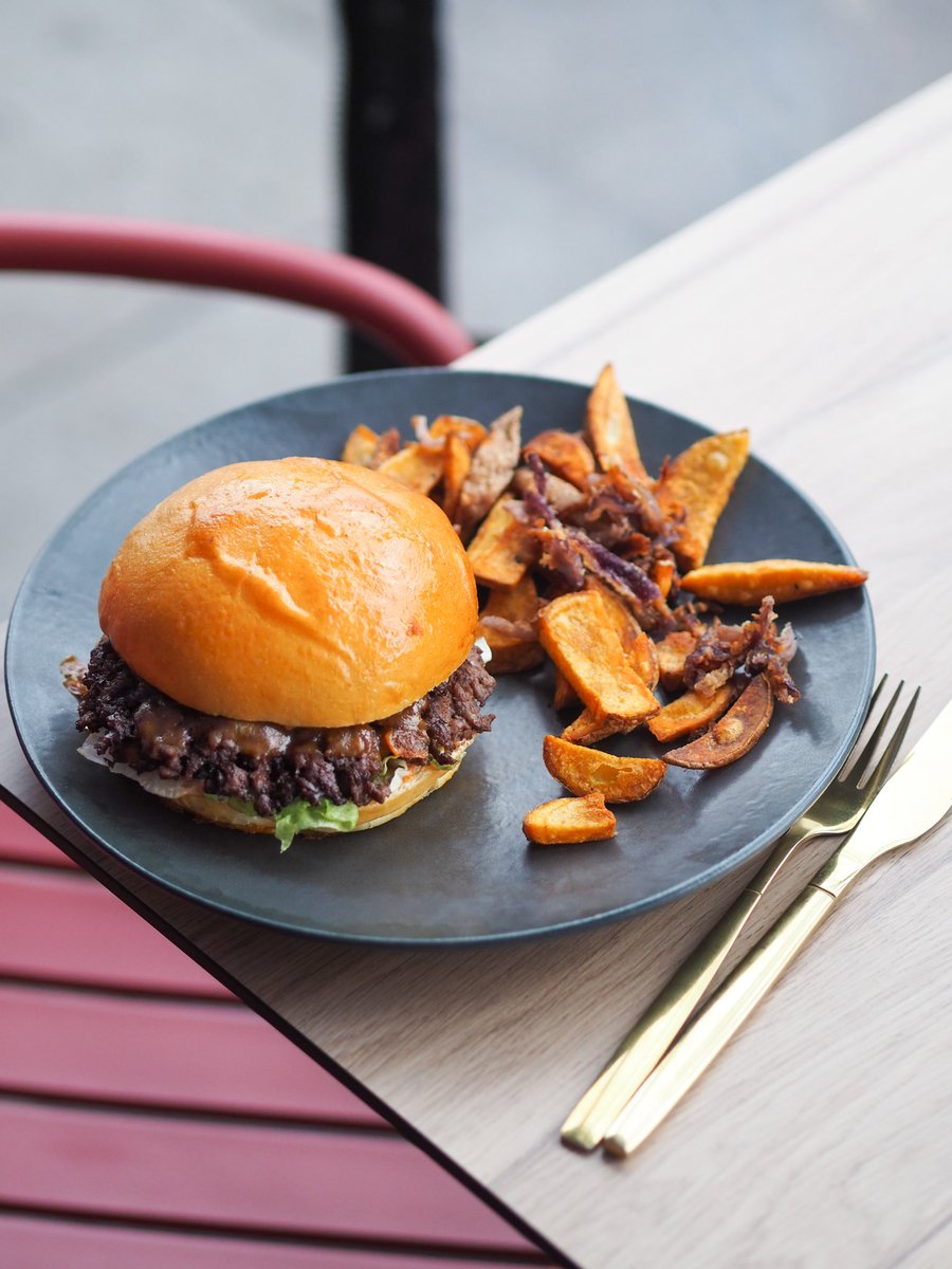 Valouzz 👁‍🗨 tweet media