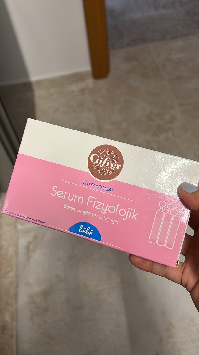 birsenatalar's tweet photo. Her ihtiyacım olduğunda enteresandır ki Beşikdüzü’ndeki eczanelerin satıştan kaldırıldığını iddia ettiği ama İstanbul’da ne zaman istsek her eczanede buldğmuz ürün. Demek ki bu satıştan kaldırılma işi daha merkezi olduğu için Beşikdüzü’nden başladı İstanbul’a henüz gelmedi! https://t.co/KX1BAwRcE7