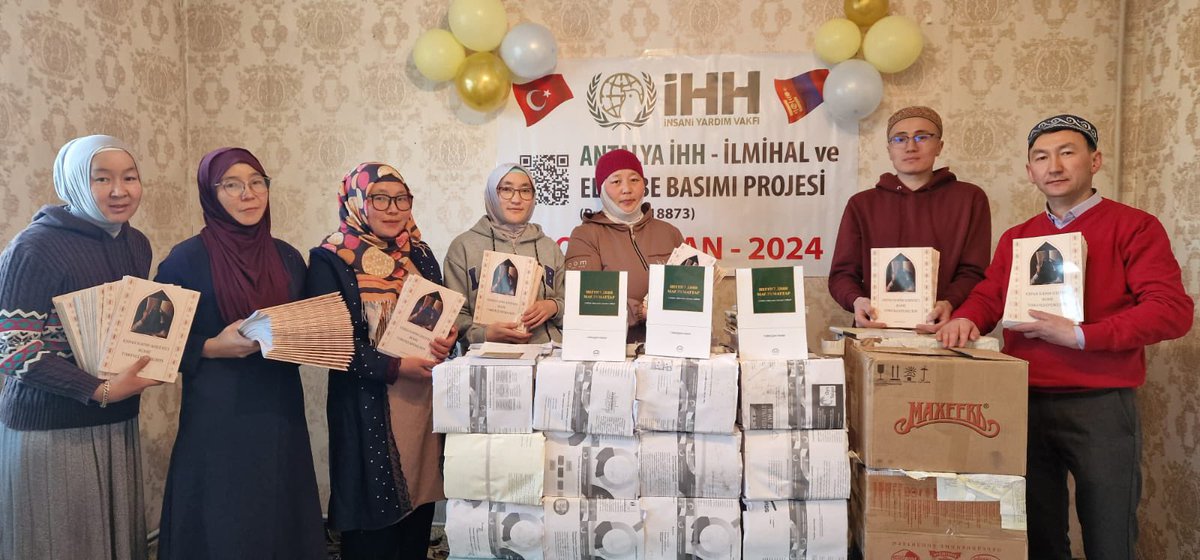 ihhantalya's tweet photo. Emanetlerinizi Dünyanın dörtbir yanında sahiplerine ulaştırmaya devam ediyoruz.
#moğolistan #ilmihal #elifbe https://t.co/TVgjh5pRkS