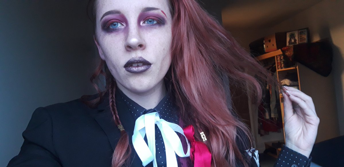 art_vessels's tweet image. Have some more four year old Kravitz closet cosplay! These pictures are way too close to my regular vibe to count as cosplay, but let's not talk about that. 

#TAZ #TAZBalance #Kravitz