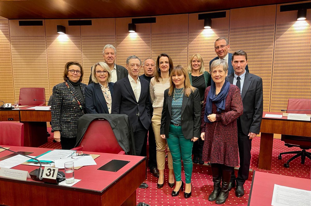 Ce matin aux côtés de mes collègues du groupe @NotreDepDabord, au Conseil Départemental, nous nous engageons à garantir une politique sociale et de proximité.