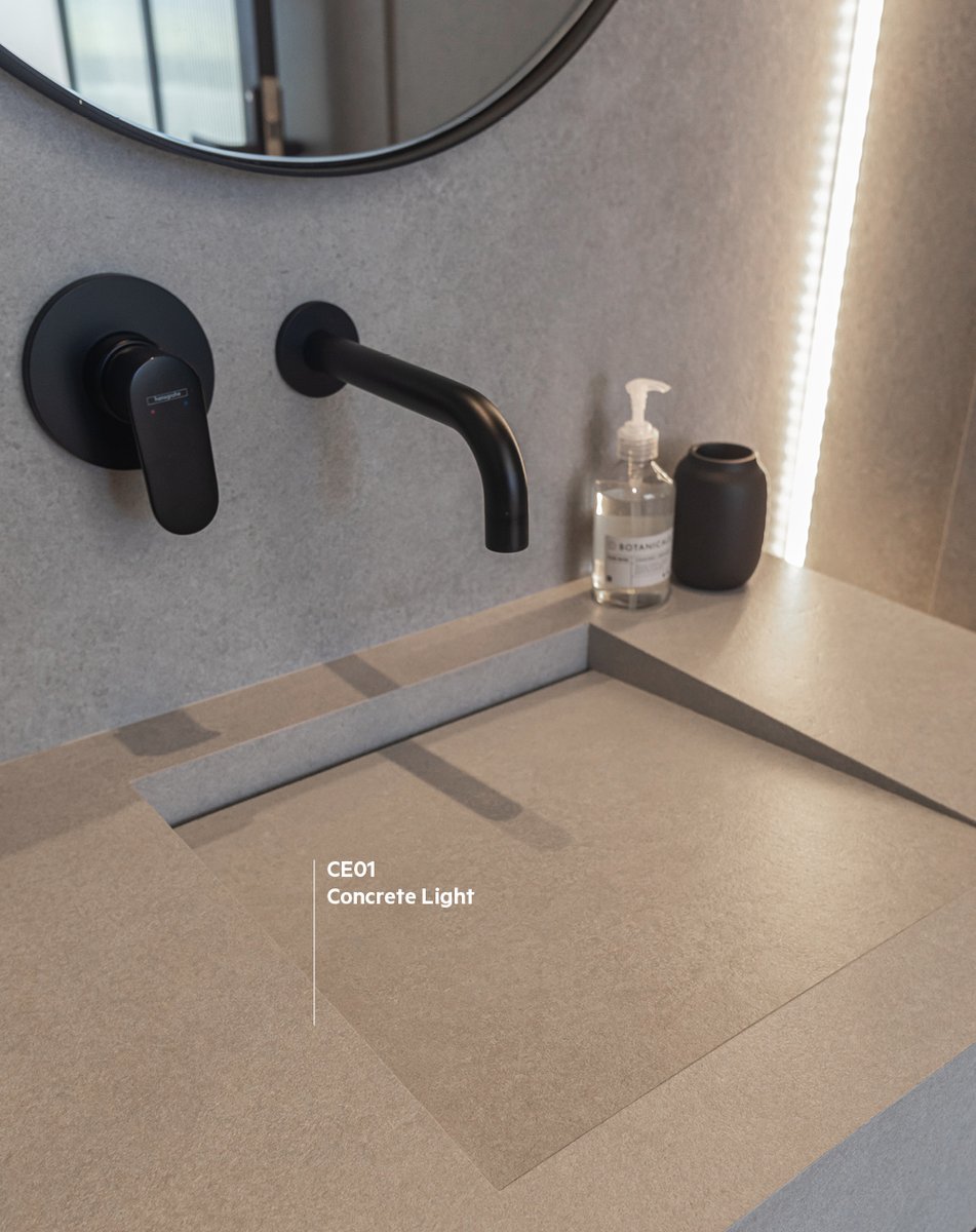 InterslabZA's tweet image. Few materials can rival the genius of #InfinitySurfaces – as seen in this #lavishhome in Paarl. The numerous applications throughout the property blend boldness with out-of-the-box thinking, making for a captivating sight! Read more: bit.ly/InfinitySurfac… #interslab