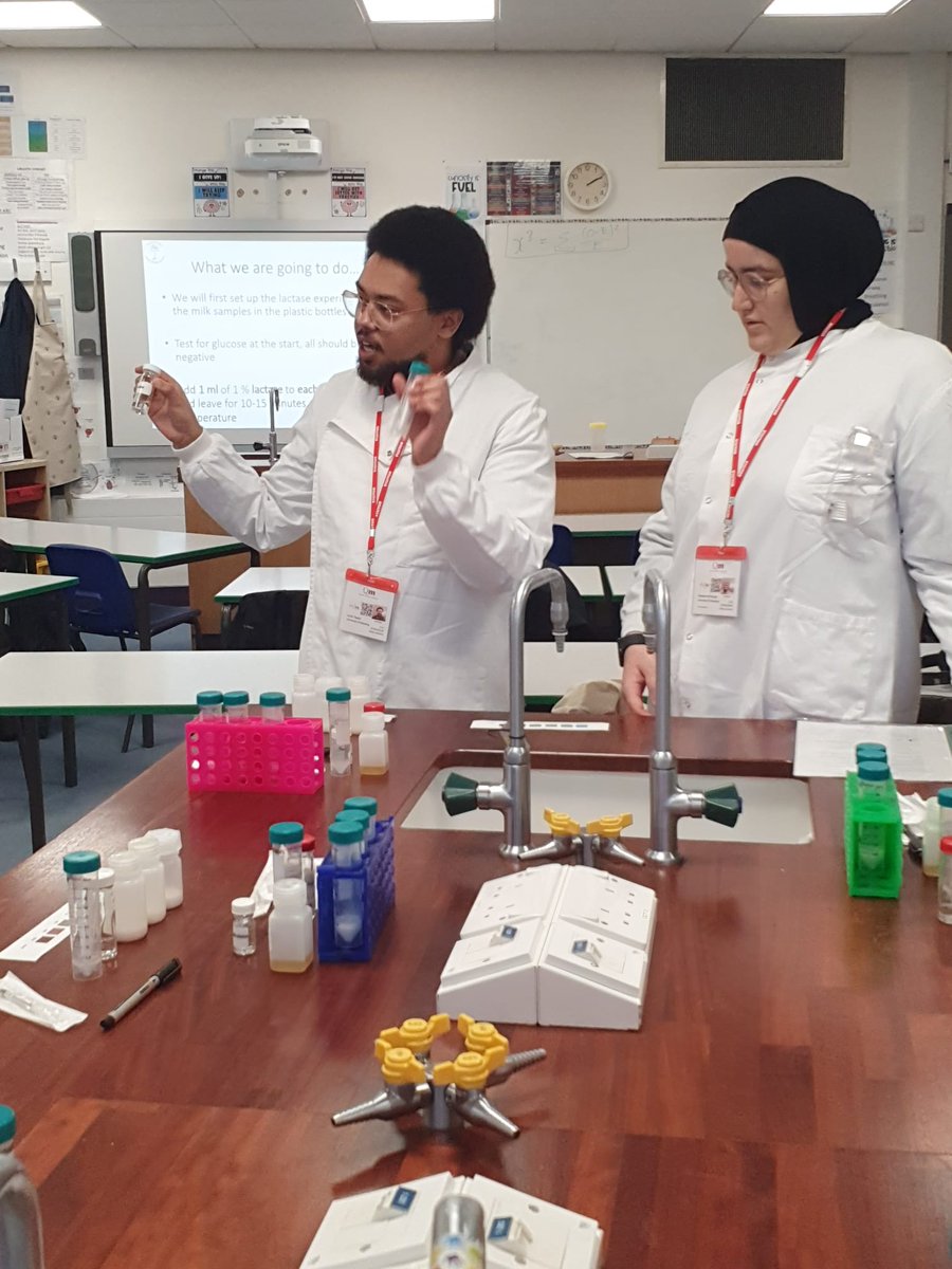 NatBiotech's tweet photo. Last week we were @qmcollege doing our enzyme-based milk mix up practical and talking about food and nutritional sciences. Lots of questions and engagement from the students, so a very worthwhile visit. #foodscience #nutrition #UniofReading https://t.co/5mB04dVC1X