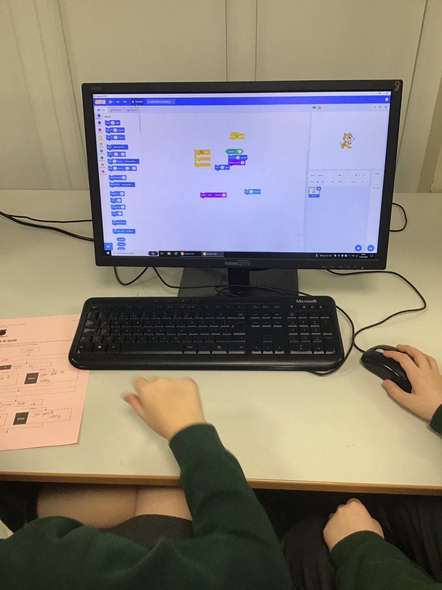 WoodlandsComputing tweet media