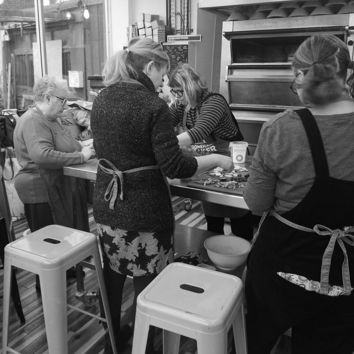 stonehambake's tweet photo. We may be closed for bread sales this week, but we're still working with people to support their wellbeing with breadmaking. 
#bakingforwellbeing #bakingandbereavement #communitysupportedbakery #realbread https://t.co/oo8oDlziow