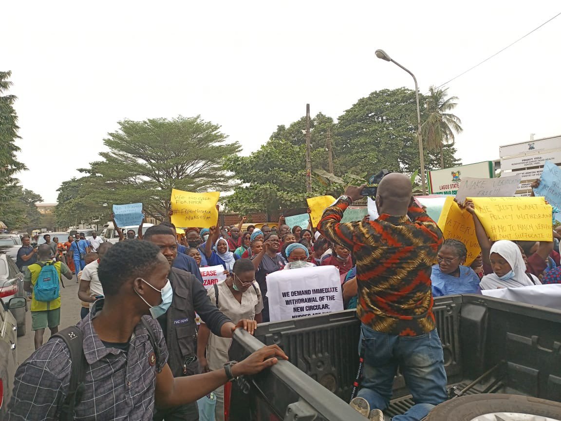 Nursebassey_'s tweet photo. We endured so much during training, no holidays, a crashed 5 years program that leaves you with no room to do any other thing. And on top of all these we still have to endure humiliation and condescension while working. 

Nurses deserve better!
#NotoNMCNVerificationrule https://t.co/P9xntfgfPn
