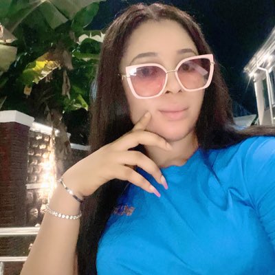 CynthiaHills13's tweet photo. #NewProfilePic https://t.co/GVjZavVsVv