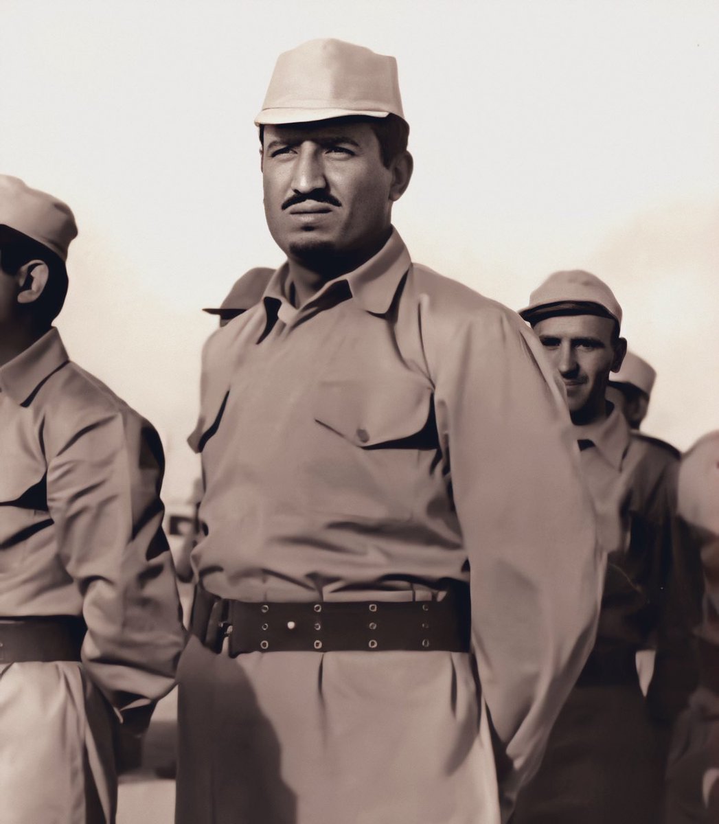 Alsaud_History's tweet photo. صورة نادرة لسيدي #الملك_سلمان حفظه الله ورعاه خلال تطوعه في الحرب #السعودية اليمنية (حرب الوديعة) عام 1389هـ/1969م. https://t.co/tJfqV973pn