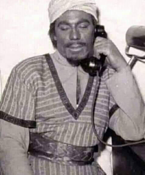 officialrmouty2's tweet photo. هاي عبلة معلش النت فصل بعت شيبوب يشحن الباقة من سنترال بني عبس  😂 https://t.co/0YbQLZzrd5