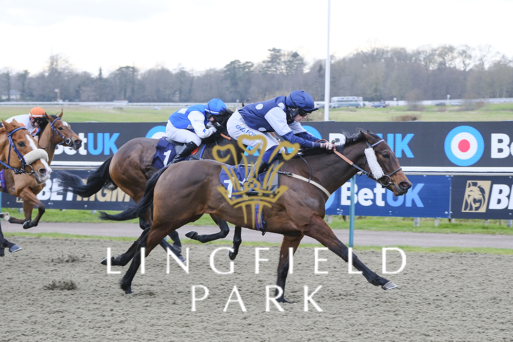 RACE 4 WINNER - Boost Your Acca-Fenwa With @BetUKOfficial Classified Stakes Savannah Smiles 🏆 Jockey: Callum Hutchinson Trainer: @GraceHarris90 #LingfieldPark