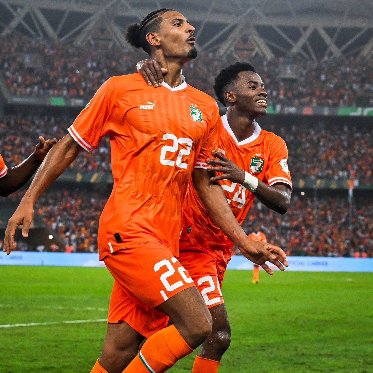 Itsontheball's tweet photo. We love hearing about successful returns after treatment:

July 2022, #SebastianHaller diagnosed with testicular cancer.

February 2023 he returns to professional football with @BVB 

Yesterday he scored the winning goal for the Ivory Coast in the #AFCONFinal 

#lifeaftercancer https://t.co/ZEL8cdiNNy