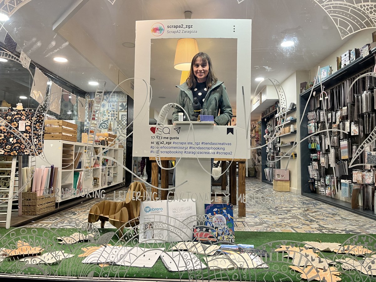 INMAdivulga's tweet photo. Dentro de las actividades del @11defebreroES  , nuestras investigadoras participaron en la iniciativa ESCAPARATES 11F.
👩‍🔬Cristina Momblona participó en la tienda @serendipiazgz  y 👩‍🔬 Silvia Hernández en @scrapa2_zgz
@unizar @AragonCsic https://t.co/lX09CO2mgy