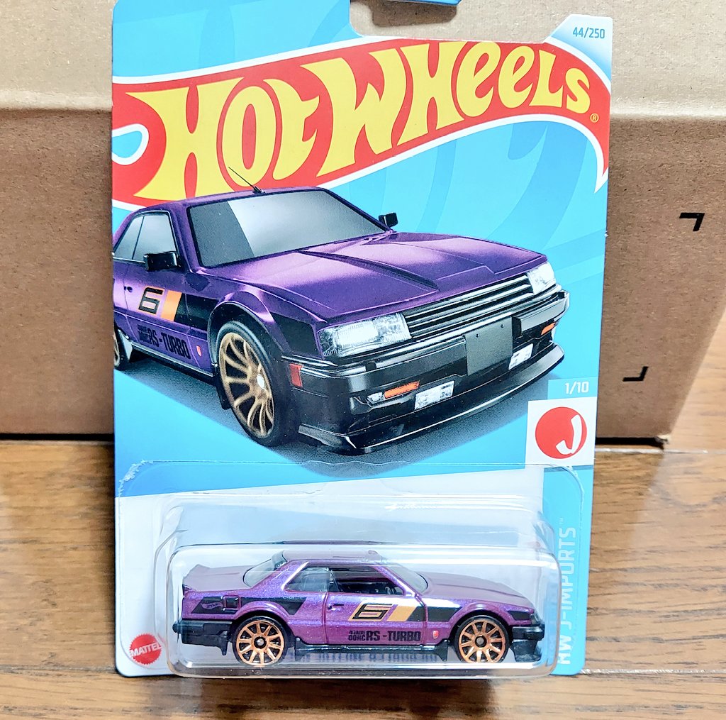 himu1877's tweet photo. 注文していた、ホットウイールのNISSAN　SKYLINE　RS KDR30受け取ってきたよ😃　前にR31スカイラインGTパサージュ乗っていたから、懐かしくなって買ってみたよ😁 #ホットウィール　#NISSANSKYLINERSKDR30 #NISSANSKYLINE　#KDR30 #ミニカー https://t.co/pu3YAa8A5Q