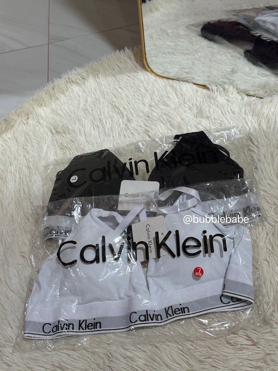 แบบแยกเฉพาะบรา ราคา300฿ ส่ง40฿
สีดำL =1   สีขาวL=1
#เสื้อผ้ามือ2 #ckthailand #บราck #calvinkleinthailand #calvinkleinth #calvinklein #ส่งต่อcalvinklein #ส่งต่อสกินแคร์ #ส่งต่อเสื้อผ้ามือ2