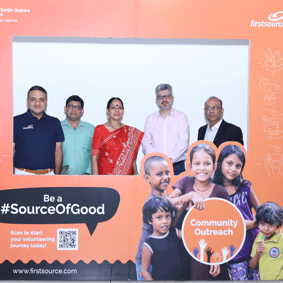 firstsource's tweet photo. At Firstsource, our leaders embody the spirit of change and compassion through our 'Every Leader A Volunteer' initiative!

Here's all the highlight from the recent CSR event led by our MD&amp;CEO, Ritesh Idnani, and CHRO, Aftab Javed.

#CommunityEngagement #sourceofgood https://t.co/Gw3asxKg2C