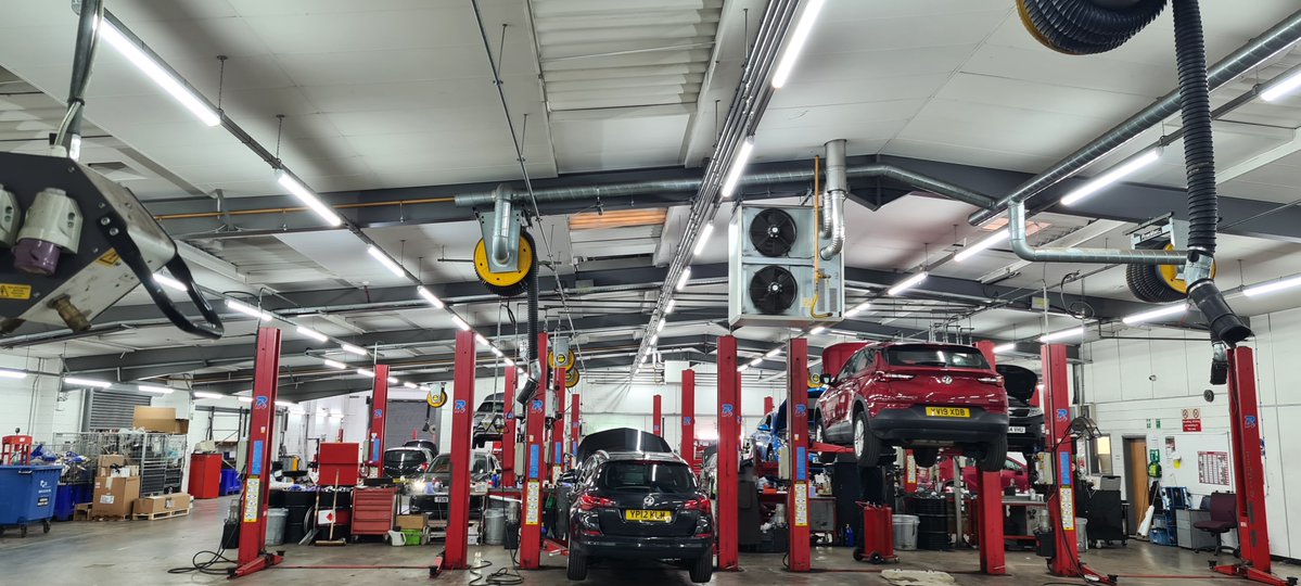 OneElectrical's tweet photo. Check out the before and after on our amazing lighting upgrade for Pentagon Sheffield, what a difference!

#LEDupgrade #LEDlighting https://t.co/H9PZdNhVmq