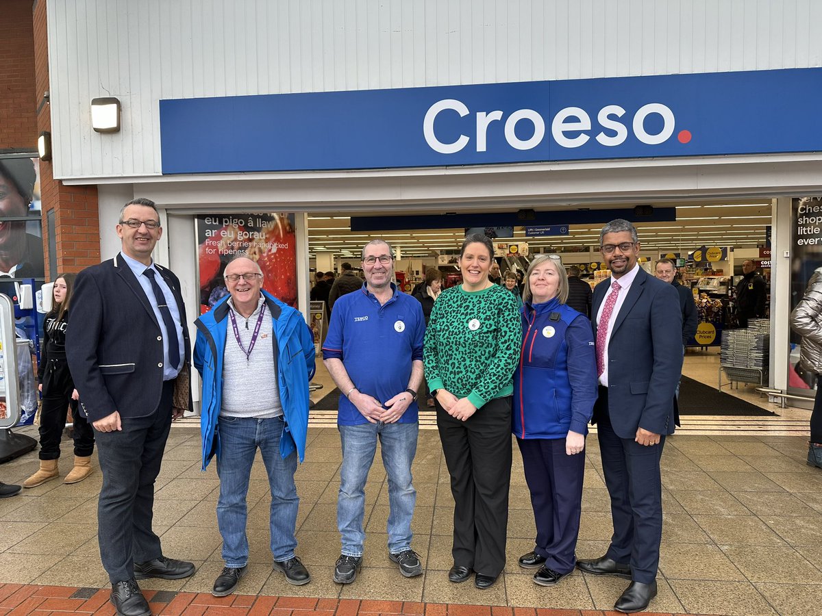 Many thanks to @vaughangething @UsdawUnion reps and @Tesco Broughton for the warm welcome & discussions on Friday. We spoke of the alarming rate of retail crime taking place in our communities & are committed to working with all involved.