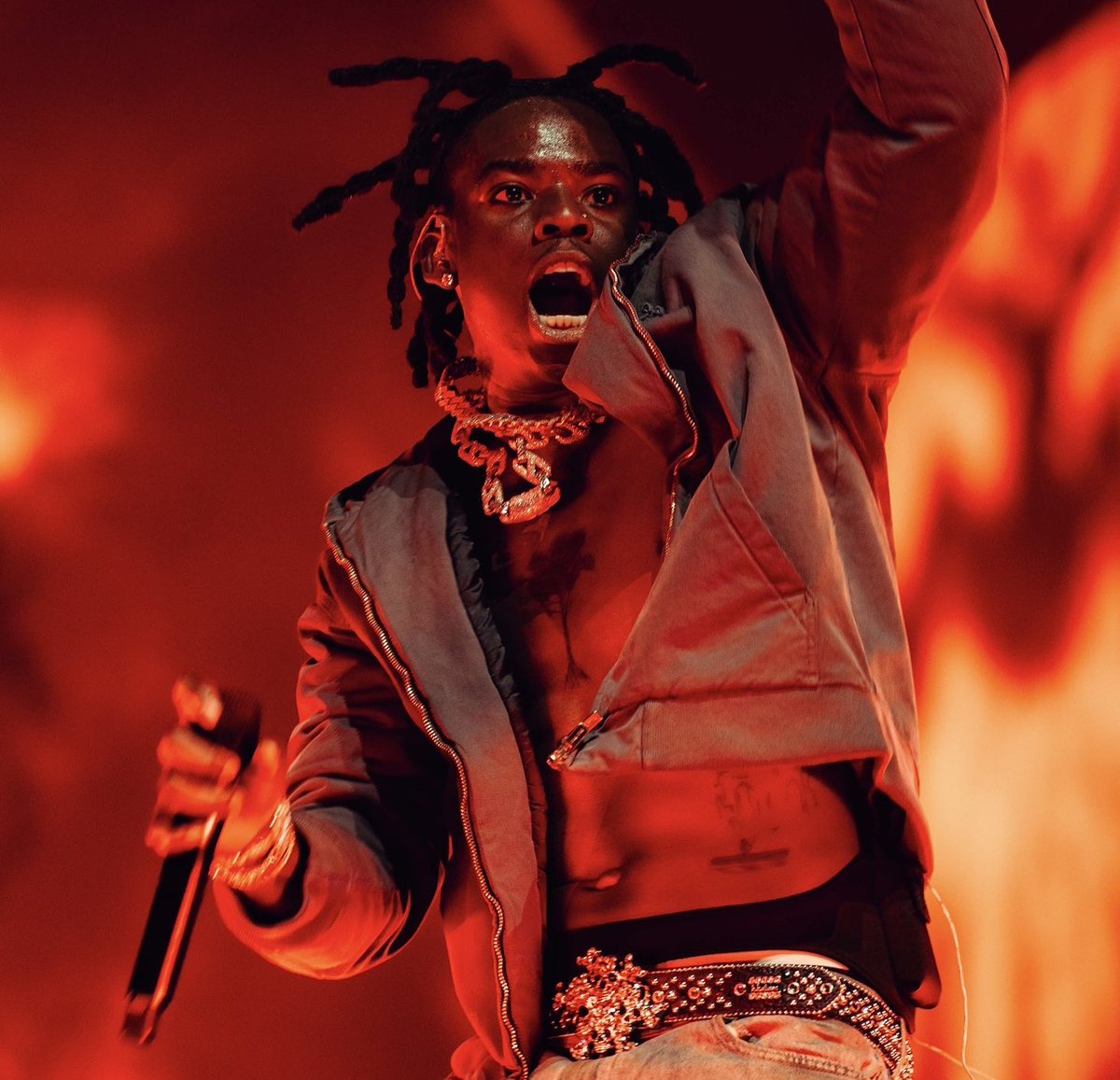 ElonChapo's tweet photo. BEST SELLING NIGERIA ARTISTE OF ALL TIME.

WIZKID  -  55 Million.

BURNA BOY   -  30 Million. 

REMA  -  20 Million. 

DAVIDO -  13 Million.

MOST AWARDED NIGERIA ARTISTE OF ALL TIME.

WIZKID   - 160 Awards.

BURNA BOY  - 82 Awards.

2BABA  - 80 Awards.

DAVIDO - 77 Awards. https://t.co/CH5d3yjnzR