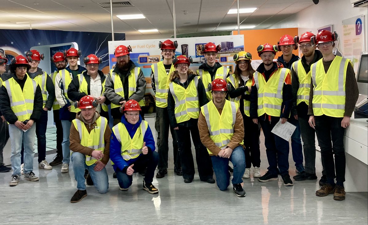 A great day out last week for our <a href="/UoY_PET/">UoY School of Physics, Engineering and Technology</a>  #physicsstudents looking at #physics #stem #careers in the North! Thanks to Hartlepool Power Station <a href="/edfenergy/">EDF 🇬🇧</a> for the insightful tour and talk