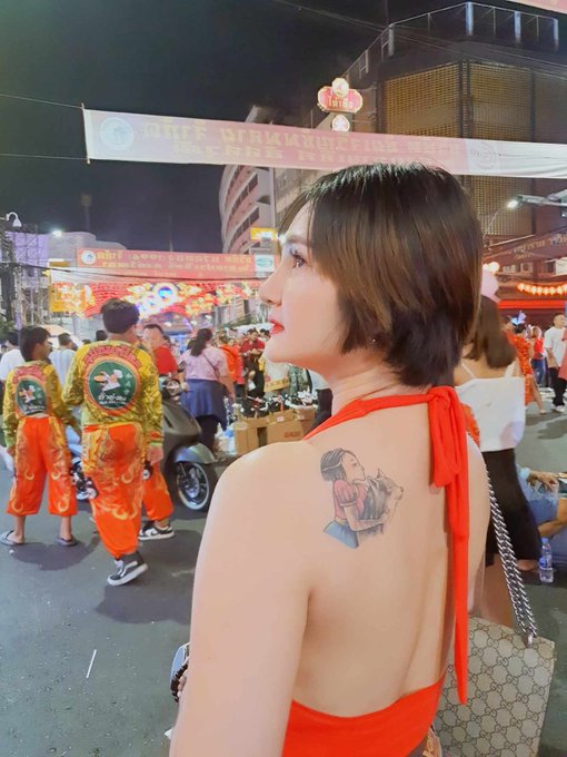 คนอื่นผู้หญิง​ด้วยกัน​ตามกัด​   ส่วนกู​ เด้อ​  ผู้ชาย​ ตาม​กัด​ ✅  ว่างมาก​  ​ บัก​ ส-ด https://t.co<a href="/tag/%E0%B8%AA%E0%B8%A7%E0%B8%A2%E0%B8%82%E0%B8%A2%E0%B8%B5%E0%B9%89%E0%B9%83%E0%B8%88"class="tags"><span>#สวยขยี้ใจ</span></a>