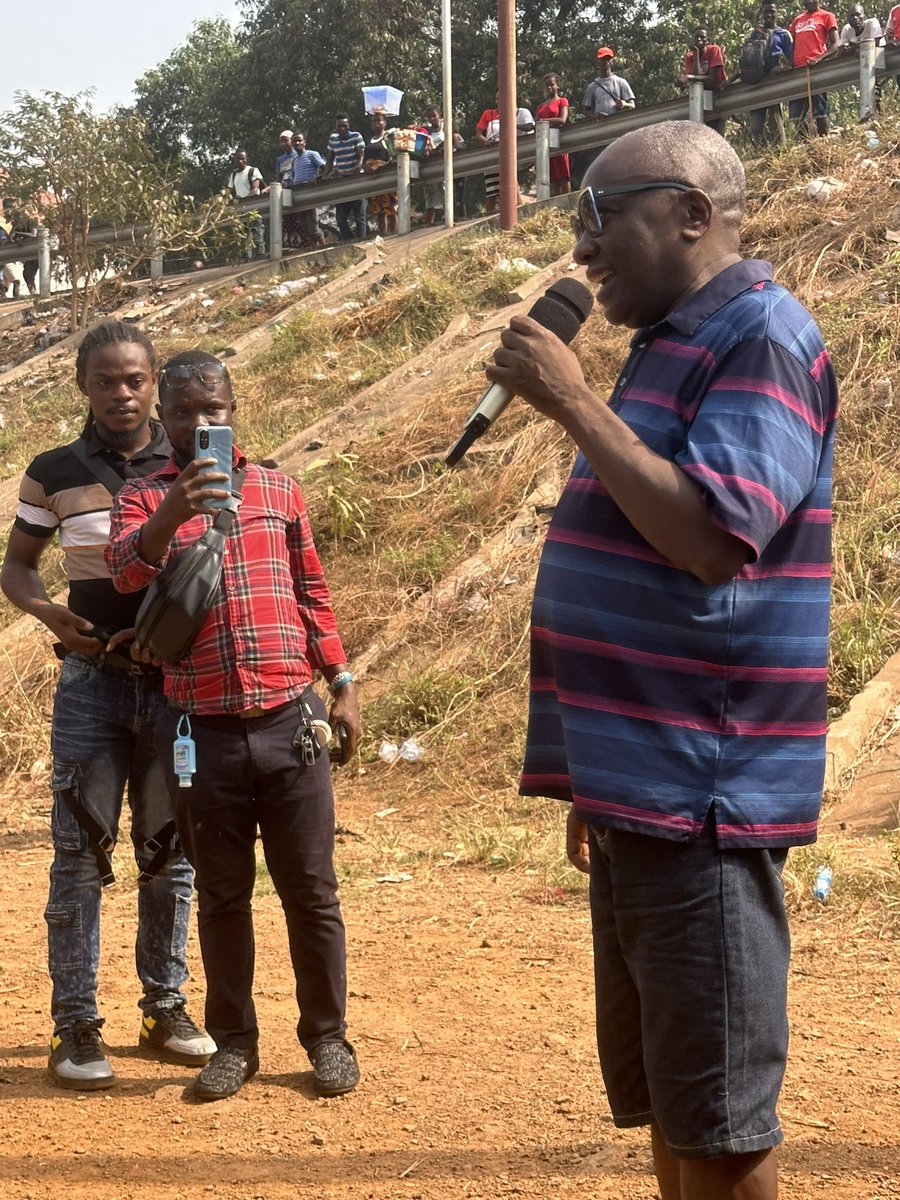 The active engagement of the Lumley/Juba bridge community amplifies our collective efforts to tackle illicit drug use. 

Together, we can create a healthier society.

<a href="/mohs_sl/">MoH</a> <a href="/DembyAustin/">Austin Demby</a> <a href="/DrJalika/">Dr. Jalikatu Mustapha</a> <a href="/CharlesSenesie/">CHARLES SENESIE</a> <a href="/MoiceComm/">Ministry of Information & Civic Education S/Leone</a> 

#DrugFreeSierraLeone #CommunityEngagement