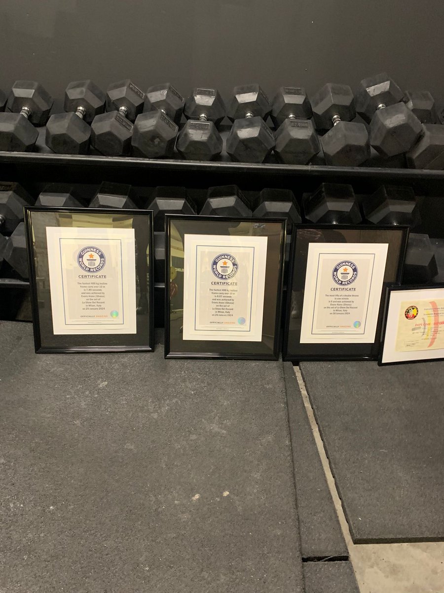 _santa15's tweet photo. We Are Back Again!!!!
@EvansNEAryee making Father Hamlyn proud 
Our DHP crushed Guinness World Records: 400kg frame uphill carry in 8.09s, beats own record at 7.89s against Dutch challenger, sets throne deadlift record at 9 reps totaling 1000kg. https://t.co/o3lfKsE2b2