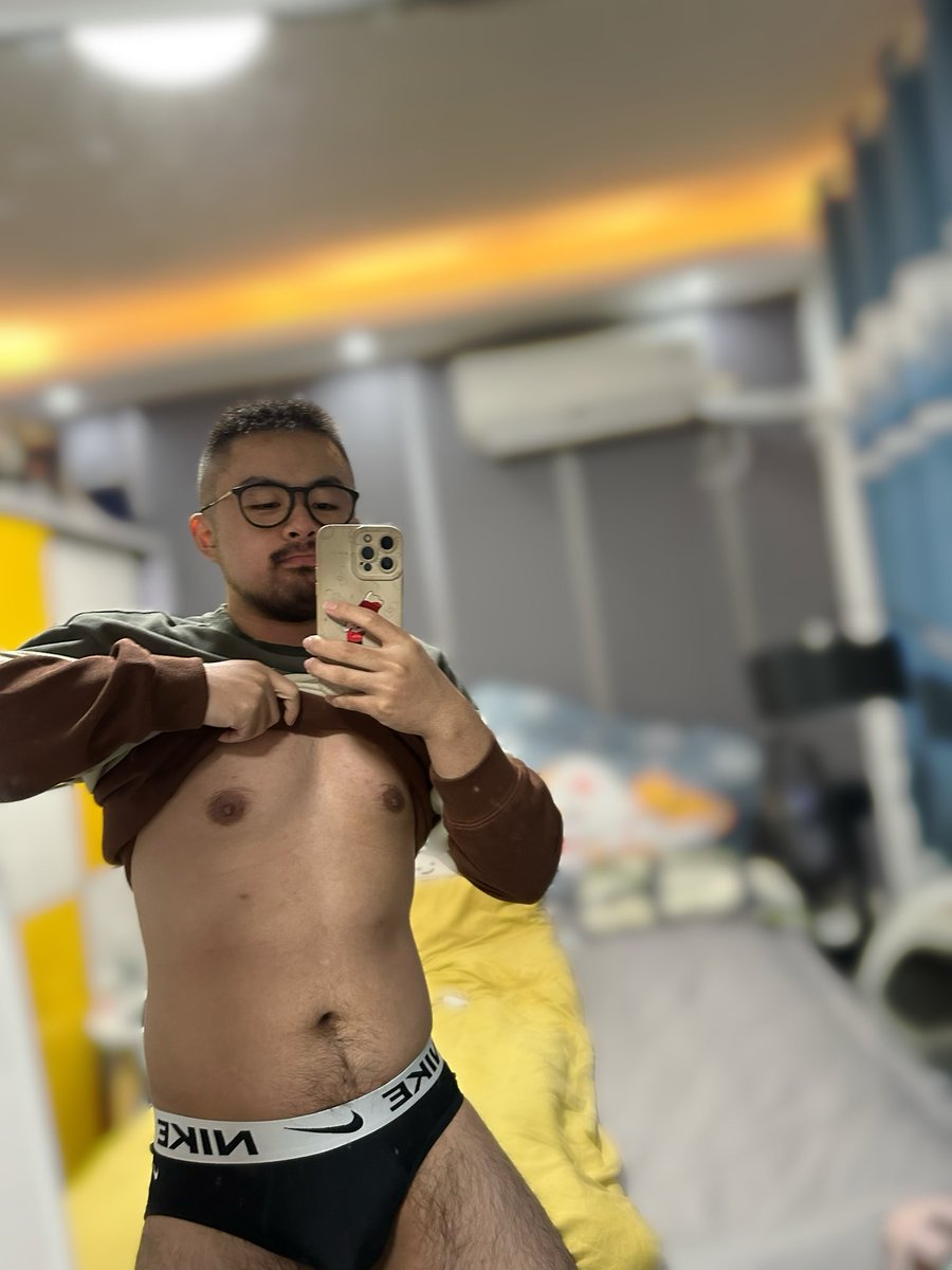 小豚豚 tweet media