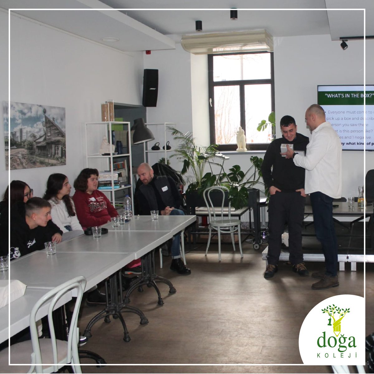 DogaOkullari's tweet photo. AB Erasmus+ kapsamında Avrupa Komisyonu ile fonlanan ve Projeler Koordinatörlüğümüz tarafından yürütülen Climate Bridge Projesi'nin ikinci öğrenme hareketliliği için öğrencilerimiz ve öğretmenlerimiz Litvanya’da gerçekleşen “Being an Eco-Leader” eğitimine katıldılar. https://t.co/dRXGy97JGJ