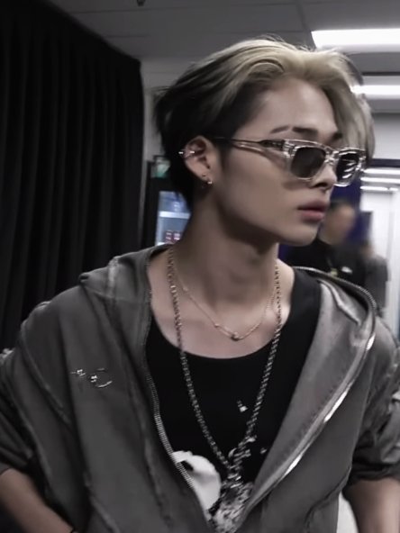 NI_KISTUDIO's tweet photo. 😎🖤 #NI_KI #니키 https://t.co/GM1afitT90
