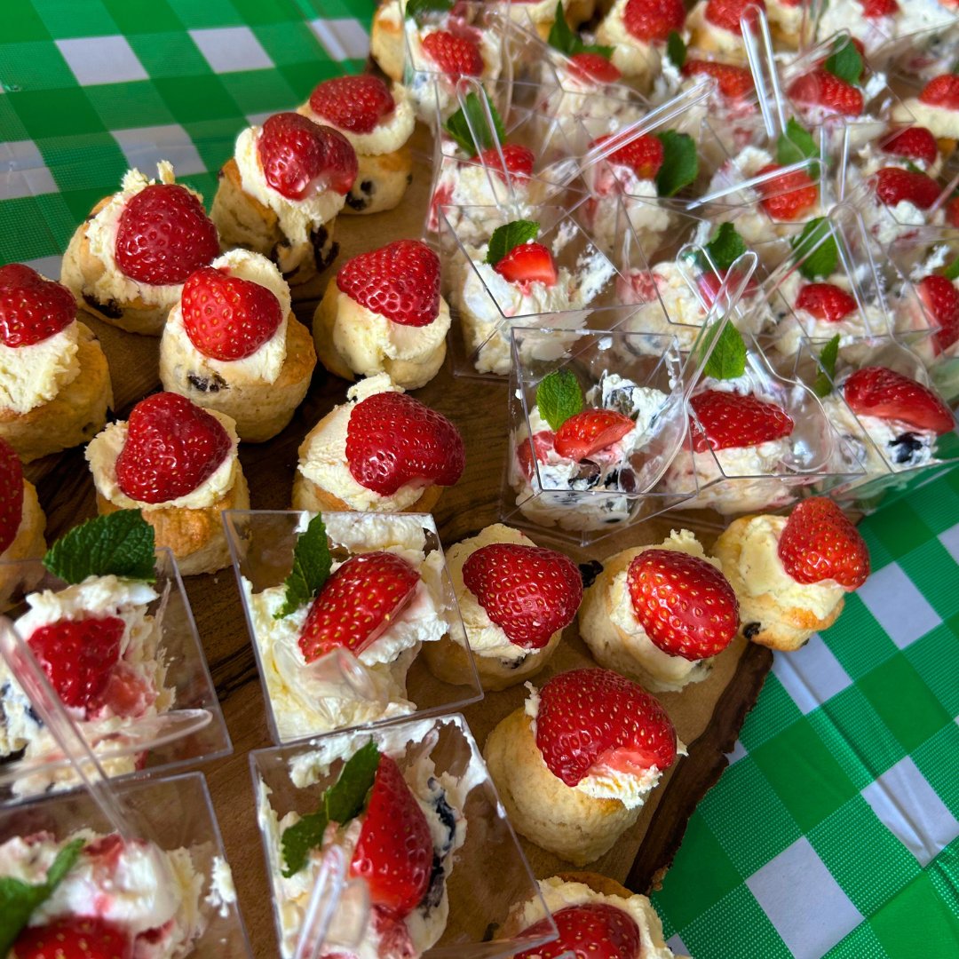 Are you in with a chance to win a £1000* cash? 

Join us on Wednesday the 14th February from 11am to find out how you could be in the running for £1000 cash in our cakes and cash event.  

📍The Base, Dallam Lane, Warrington, WA2 7NG
🕚 From 11am 
📱 DM us for more information