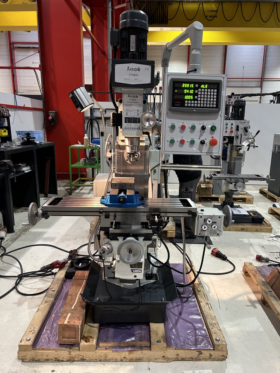 DidelonMO's tweet image. 📢 𝐕𝐄𝐍𝐓𝐄 𝐃&apos;𝐔𝐍 𝐋𝐎𝐓 𝐃𝐄 𝐌𝐀𝐂𝐇𝐈𝐍𝐄𝐒 𝐀𝐑𝐑𝐎𝐖 dans le département 80 📍✔

⚙ Plieuse Type P2000x40T
⚙ Tour Type T205Gx1500
⚙ Fraiseuse Type FT580G
⚙ Perceuse à colonne Type PI50AV

#plieuse #tour #fraiseuse #perceuseacolonne #arrow #dmo #tolerie #mecanique