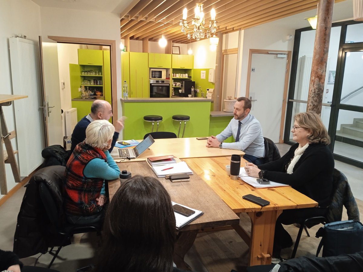 Procureur de Colmar (@proc_colmar) on Twitter photo ⚖️Echanges entre Jean Richert <a href="/Proc_Colmar/">Procureur de Colmar</a> et ESPOIR, association agréée Justice :
▶️aide aux victimes, dont bureau d'aide aux #victimes au <a href="/tjcolmar/">Tribunal judiciaire de Colmar</a>
▶️prise en charge des auteurs dans le cadre du dispositif Equilibre (éviction du conjoint, PE...)
▶️projets
🙏merci à l'équipe! ⚖️Echanges entre Jean Richert <a href="/Proc_Colmar/">Procureur de Colmar</a> et ESPOIR, association agréée Justice :
▶️aide aux victimes, dont bureau d'aide aux #victimes au <a href="/tjcolmar/">Tribunal judiciaire de Colmar</a>
▶️prise en charge des auteurs dans le cadre du dispositif Equilibre (éviction du conjoint, PE...)
▶️projets
🙏merci à l'équipe!