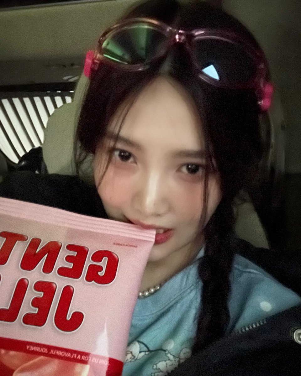 joystgrm's tweet photo. [INSTAGRAM POST] - 9P

💘
https://t.co/rvHoI8pySo

@RVsmtown #RedVelvet #레드벨벳 #Joy #조이 #Chill_Kill 
240212 · 19:40:02 KST https://t.co/tTQqpxju9t