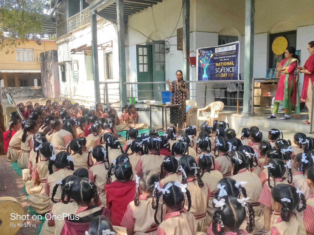 paramcscbharuch's tweet photo. #NSD2024 @Nagar Prathmik Kanya Shala no.3, Ankleshwar Ta.Ankleshwar Di.Bharuch #creativelearningworkshop #superstitionremovalprogramme #origamiworkshop Let's bring a spark to our young minds.
S&T for #ViksitBharat" #NCSTC @IndiaDST @CMOGuj @dstGujarat @InfoGujcost @monakhandhar https://t.co/cB29gGDond
