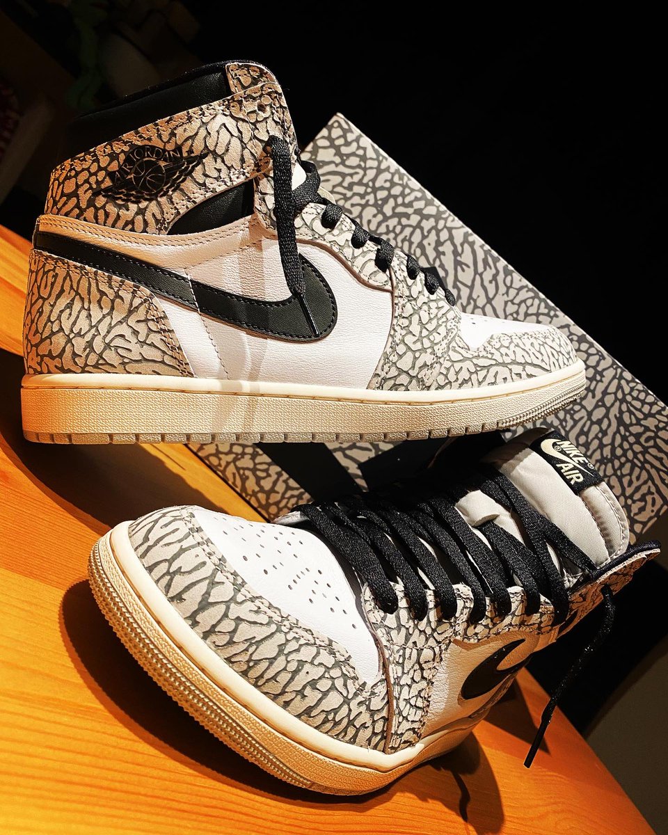 paraemon0224's tweet photo. Nike Air Jordan 1 High OG "White Cement"👟
お気に入りの一足🤩
よく履くから長持ちするように、お手入れします🔧
#nike #nikeshoes #nikejordan #nikejordan1 #nikeair #nikeairjordan #nikeairjordan1 #air #airjordan1 #airjordan #airjordans #jordan1 #jordan #jordans #jordanhigh https://t.co/AwZNU0tvFH