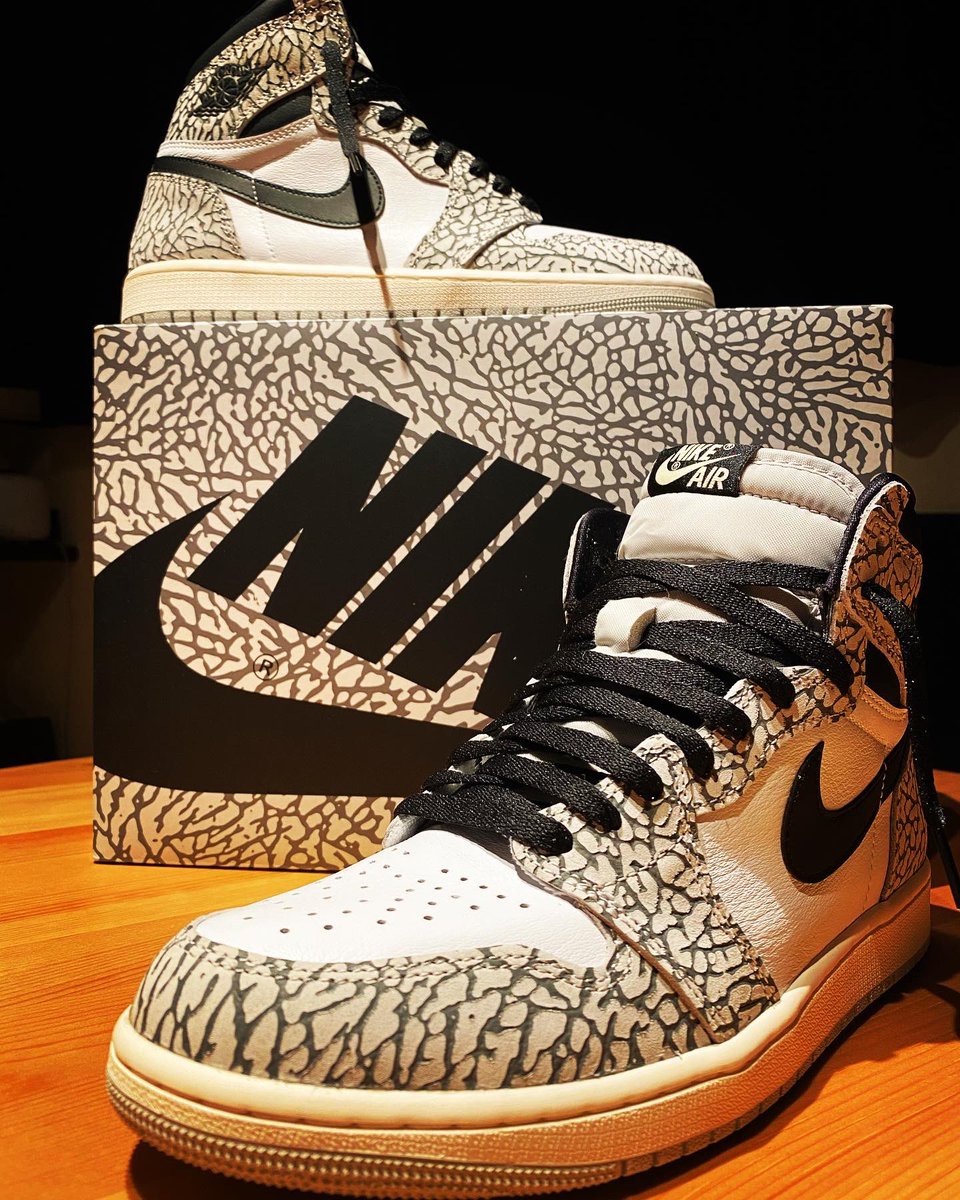 paraemon0224's tweet photo. Nike Air Jordan 1 High OG "White Cement"👟
お気に入りの一足🤩
よく履くから長持ちするように、お手入れします🔧
#nike #nikeshoes #nikejordan #nikejordan1 #nikeair #nikeairjordan #nikeairjordan1 #air #airjordan1 #airjordan #airjordans #jordan1 #jordan #jordans #jordanhigh https://t.co/AwZNU0tvFH