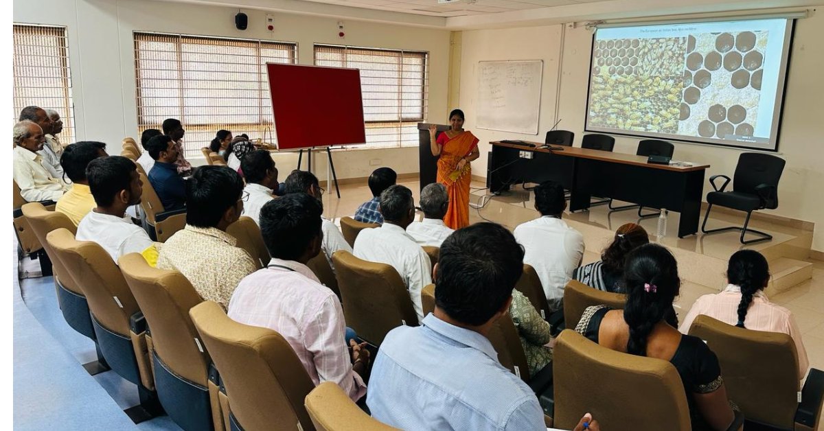 IBDC, FCRI shared scientific #beekeeping practices with Maharashtra trainees sponsored by NBHM. 5-day training enhances beekeeping and pollination support understanding, fostering regional sustainability. fcrits.in #fcri #fcrits #fcrihyderabad #IBDC #NBHM