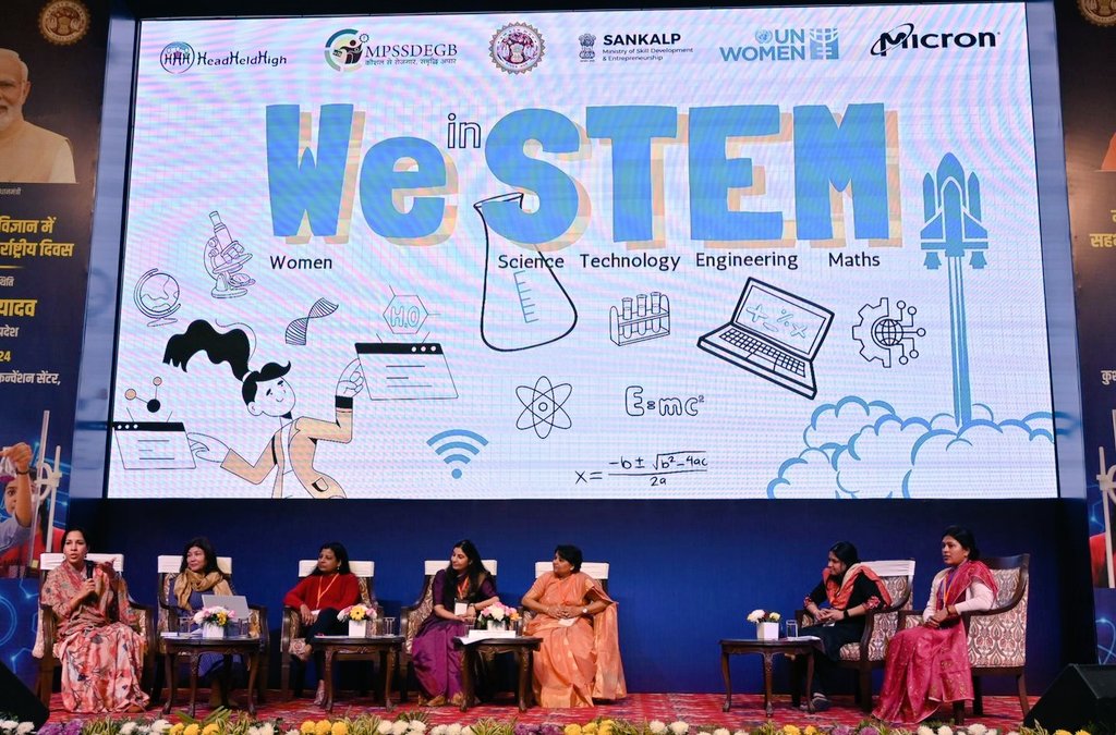 unwomenindia's tweet photo. Diverse perspectives shared by women STEM experts on boosting female participation in higher education &amp; employment
✅  Breaking stereotypes
✅ Implementing extensive measures to encourage girls to join STEM
✅ Creating networks &amp; focus on women leadership #WomenInSTEM https://t.co/gv9sQW3RGA