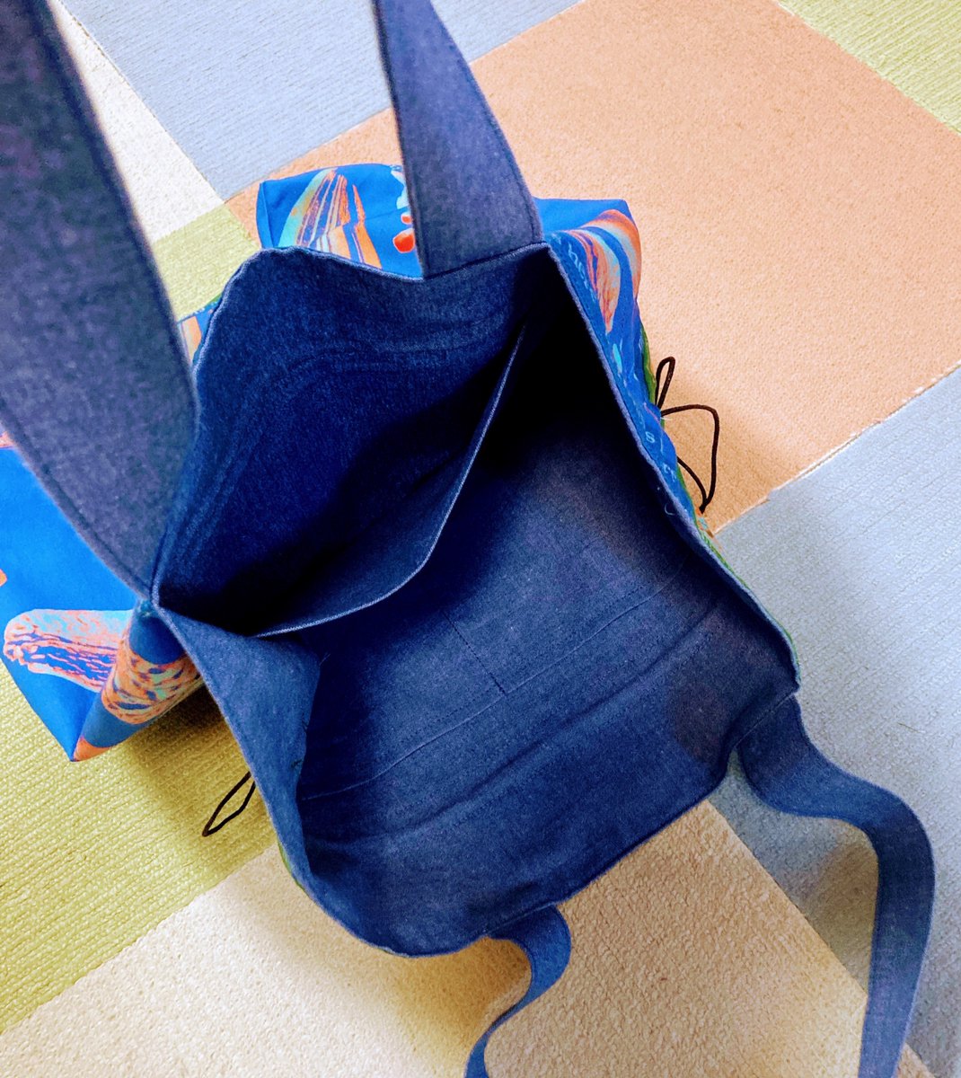 花バンダナでたためるバッグ作ってみたよ （バンダナはミシンがけした