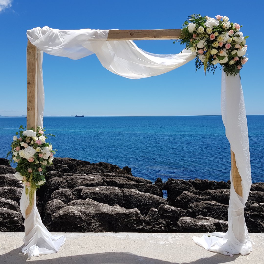Your dream wedding is at the Farol Hotel! Contact us and find out more.

#farolhotel #onthewater #cascais #cincoestrelas #fivestars #portugal #luxo #luxury #seaview #casamento #wedding #couple