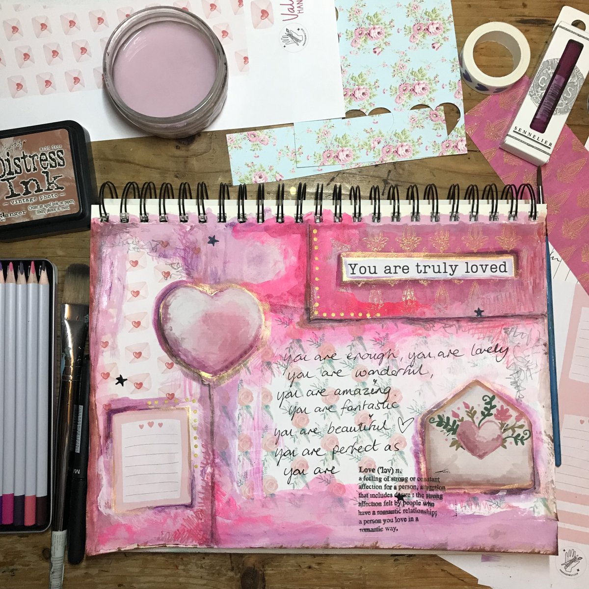 Just added a #Valentine #scrapbooking pack to my #Patreon page, I created this piece of #art with it - patreon.com/dotty_delightf…