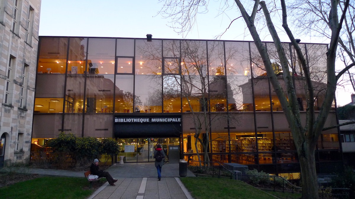 ActuaLitte's tweet photo. Une bibliothèque municipale, combien ça coûte ? https://t.co/E3GwNm2q0t

#bibliotheque #lecture #economie #OFGL #lecteur #audiolivre #politiquepublique https://t.co/rQjE2BJTbQ