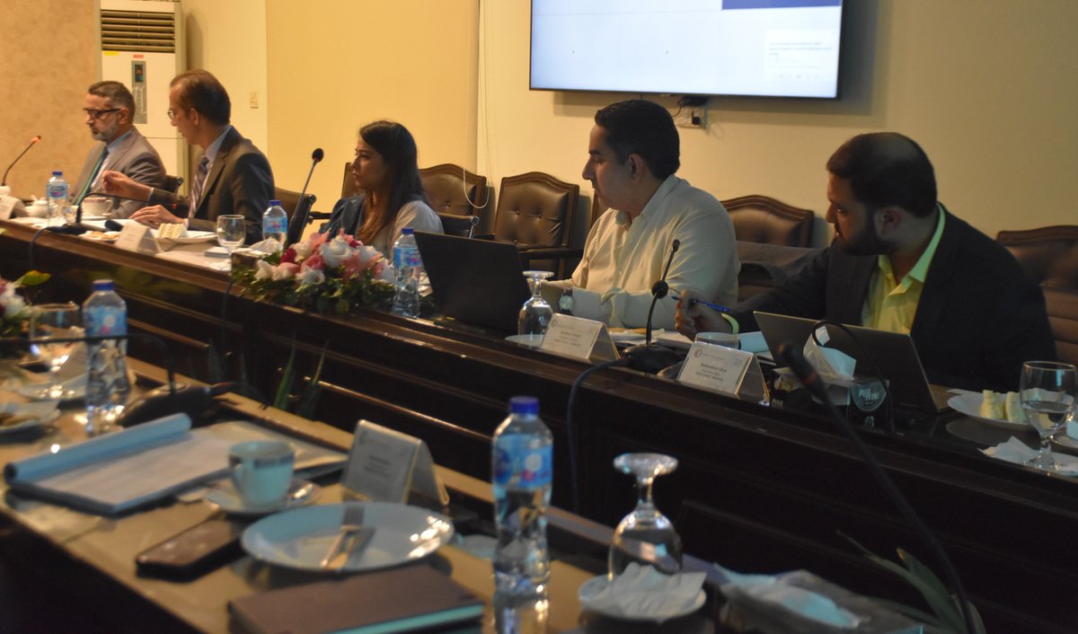 PPHIOFFICIAL's tweet photo. 📢 The 42nd Board of Directors Meeting of PPHI Sindh convened to review the organization's quarterly progress. Chaired by Mr. Fazal-ur-Rehman, the meeting aimed to enhance healthcare delivery across Sindh. Stay tuned for updates on our ongoing initiatives! #PPHISindh https://t.co/mpYAiSoDhd