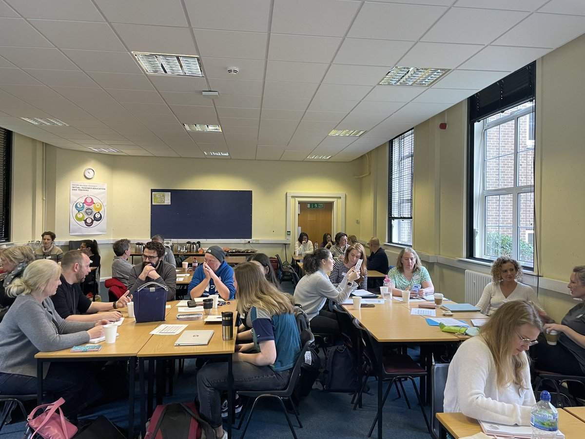 Overjoyed to see the BEL introductory Workshop finally happening. 48 occupational therapist including 10 from overseas learned about the OT intervention, and it’s measures before exploring how we can implement in mental health services. @MOReS_OBU @obu_shssw @hls_research