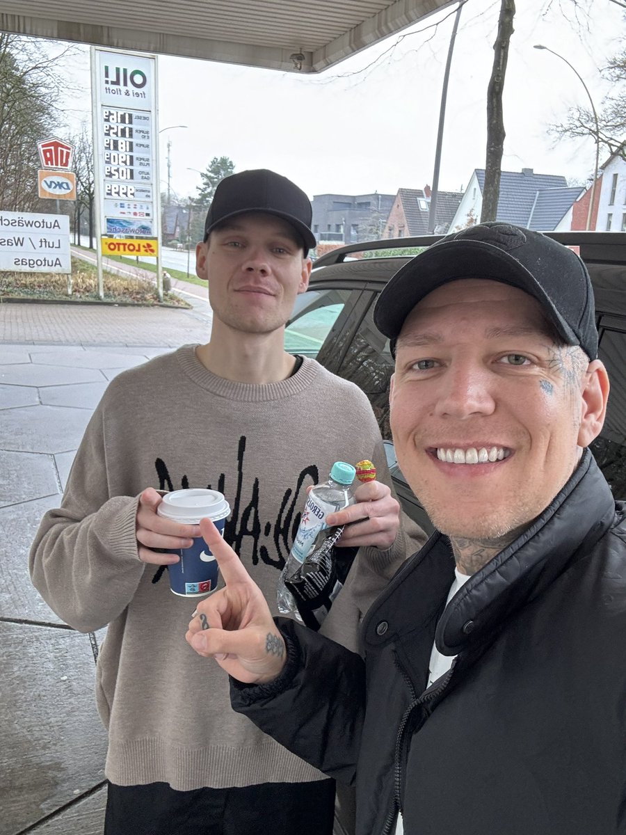 Irl Stream mit <a href="/YSLSascha/">Sascha Hellinger</a> 
twitch.tv/montanablack88