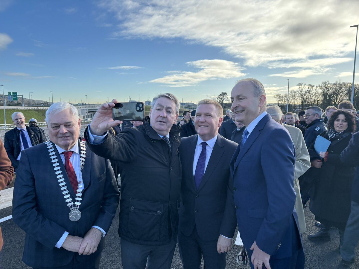A great privilege to officially open the Dunkettle Interchange today - an extraordinary engineering achievement. This will make a huge difference when it comes to business, tourism, public transport and road safety in Cork.