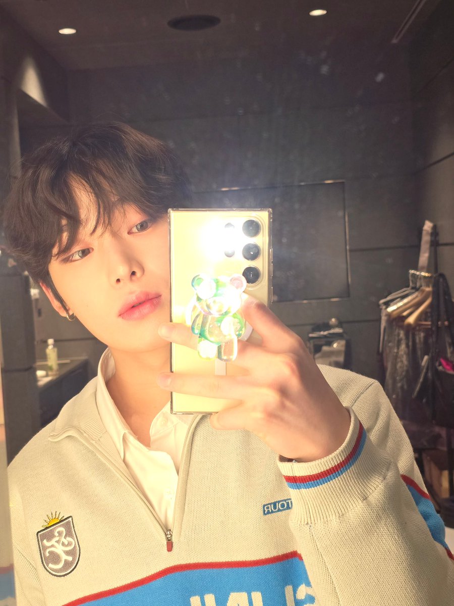 I’M NOT YOUR STRONGEST SOLDIER MR. KIM😫