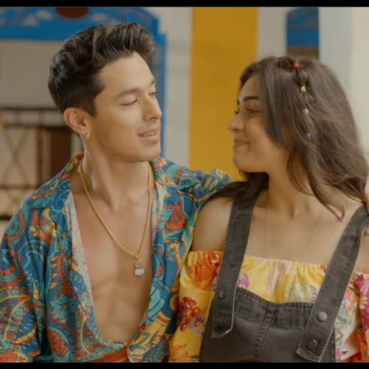 JazzSilva_3's tweet photo. How Jigar goes from 🔥🥵 to 🤌😍
#JiNt vs #JiNeri
And I can't choose 😭
#JabMilaTu #JabMilaTuOnJioCinema
#PratickSejpal #PratickFam
#PratikSehajpal #PratikFam
#PratickasJigar #PratikasJigar
#EishaSingh #AlishaChopra https://t.co/PUUCac2N6W